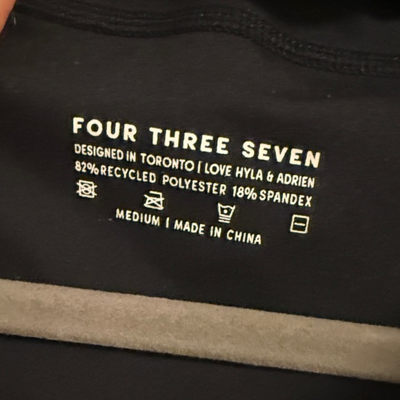 437 Curve Jacket - Picture 3 of 4